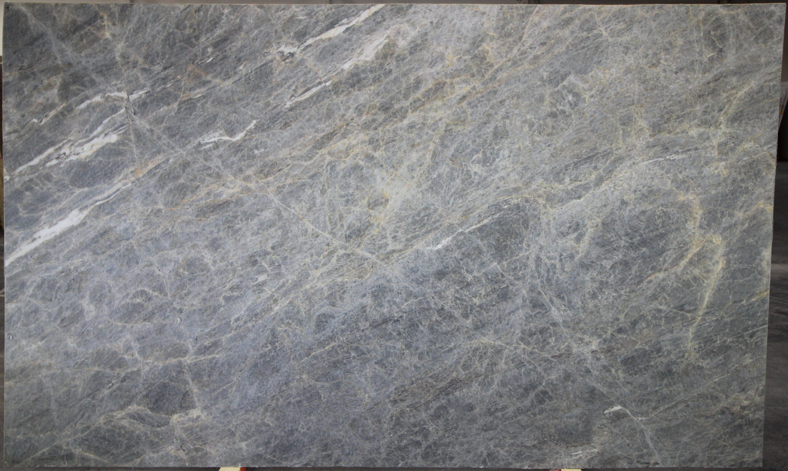 Quartzite Sky Polished thumbnail 3