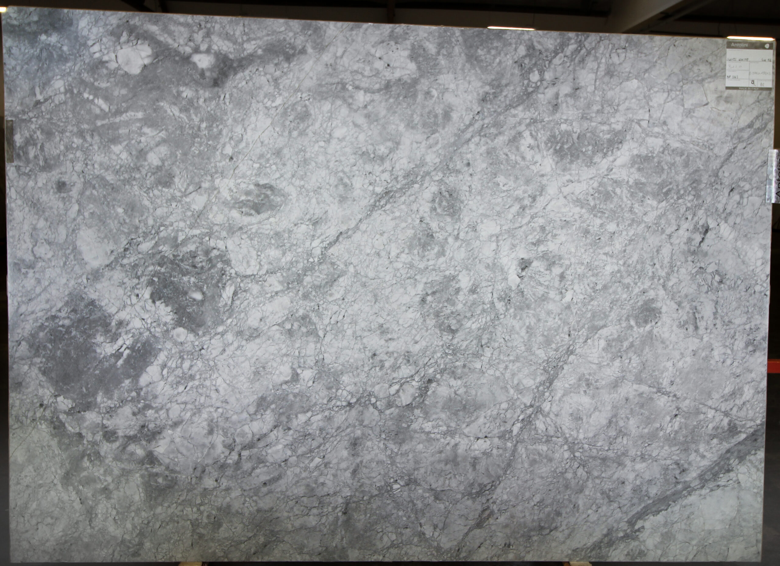 Super White Extra Polished thumbnail 5