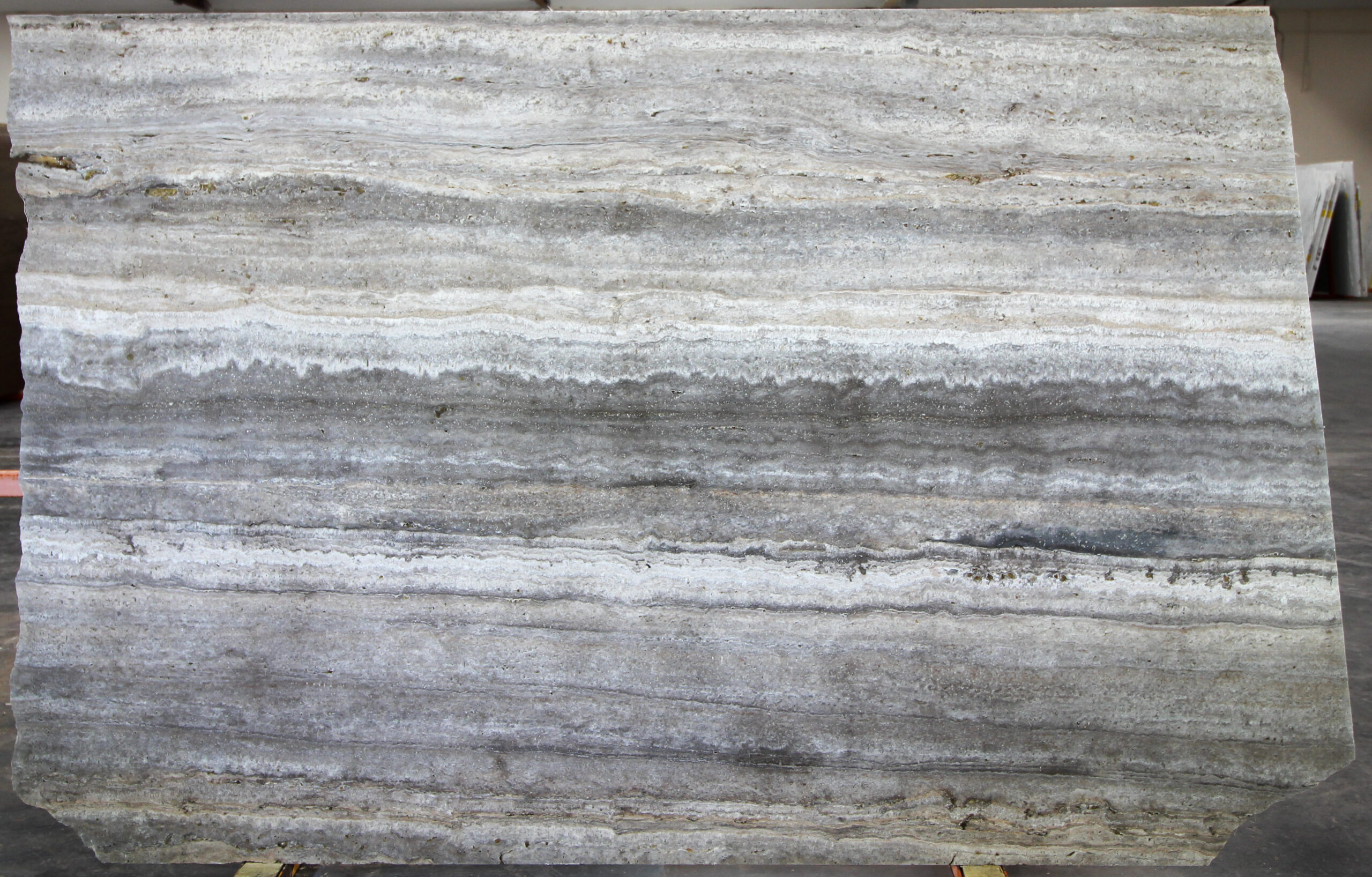 Travertino Titanium Polished thumbnail 4
