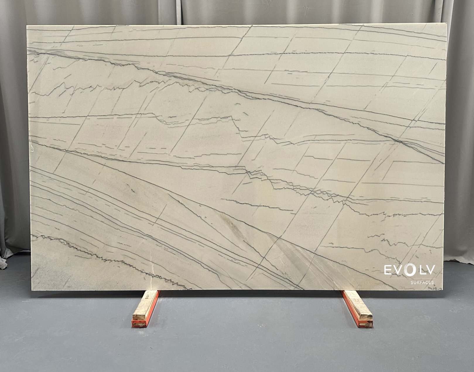 Quartzite Infinity Polished thumbnail 4
