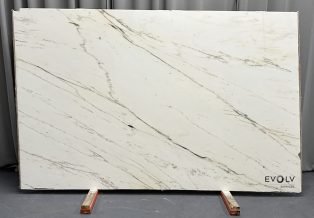 Calacatta Cortina Marble 4820