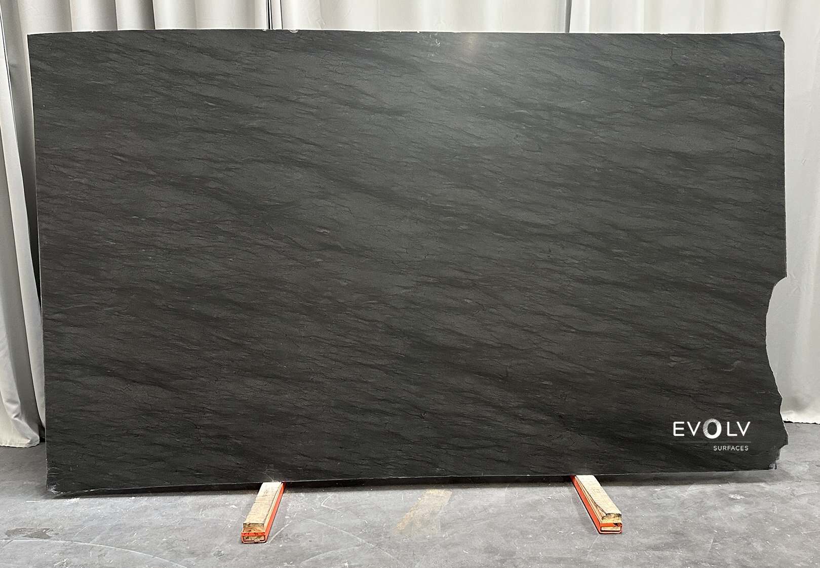 Carbon Grey Quartzite 4834