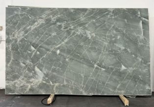 Aqua Quartzite 4962
