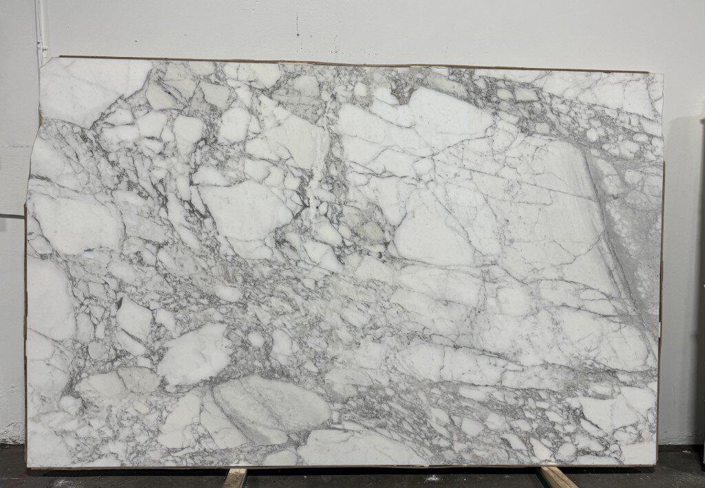 Arabescato Vagli Honed — installed