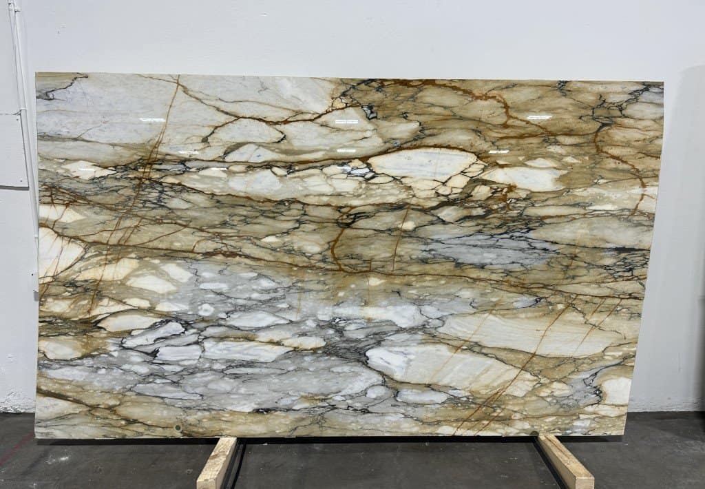 Calacatta Macchia Vecchia Polished